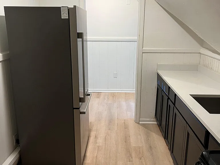 30 High St — Photo 2