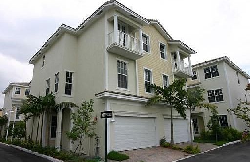1st image of 819 Old Florida Trl