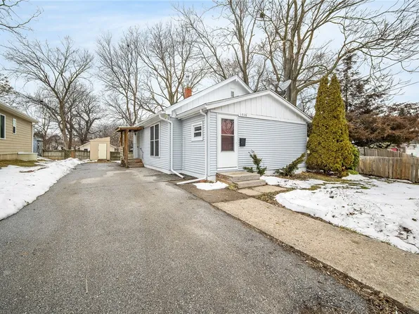 1710 21st St, Des Moines, IA 50310