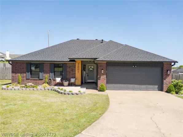 7001 Crossover Cir, Fort Smith, AR 72916