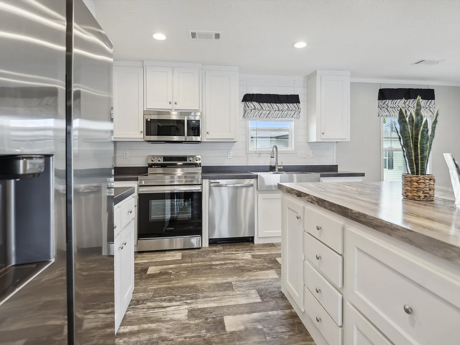 River Bluff Estates — Photo 4