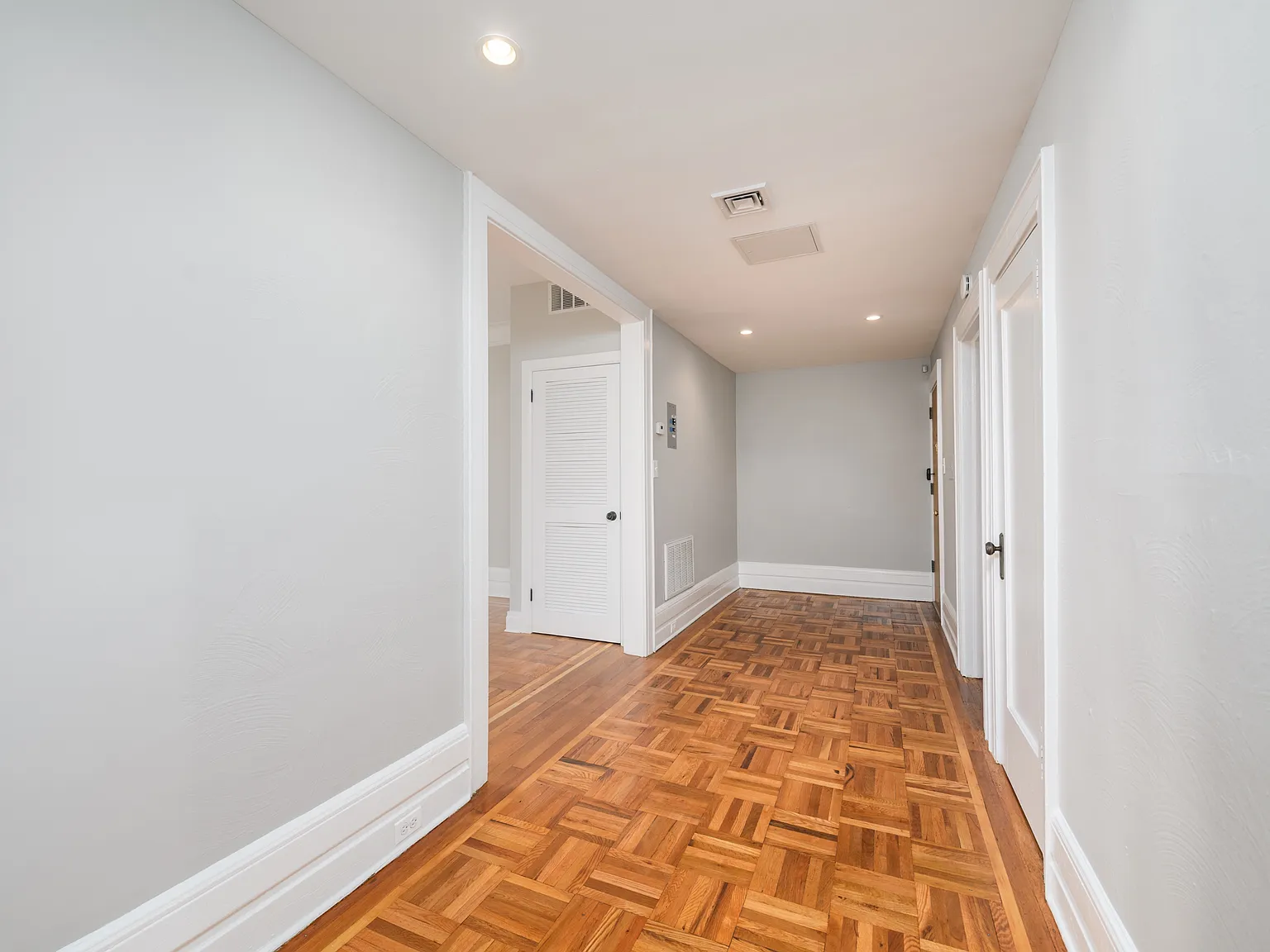 1 bed, $2,550 — Photo 3
