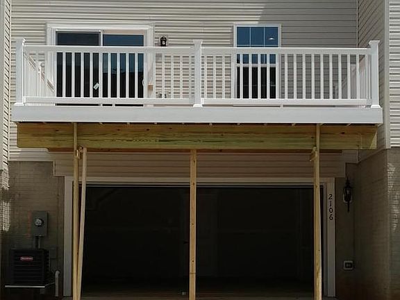 3rd image of 2116 Hays