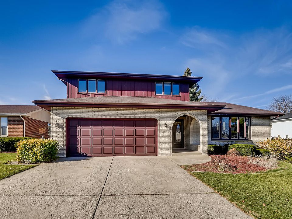1st image of 17406 Avon Ln