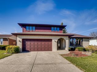 17406 Avon Ln, Tinley Park, IL 60487
