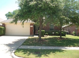 7806 Hidden Isle Ct, Arlington, TX 76016