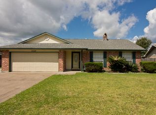 4209 Stoney Brook Ln, Port Arthur, TX 77642