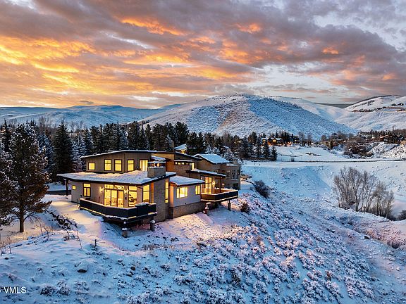 2nd image of 351 Longhorn Rd #A