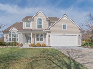 2390 Sun Valley Dr, Ann Arbor, MI 48108