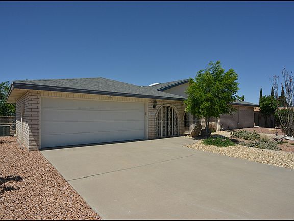 3rd image of 11672 Andrienne Dr