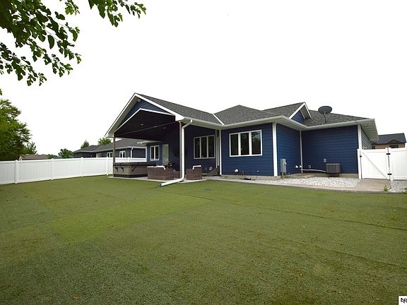 4th image of 1208 Olivia Dr
