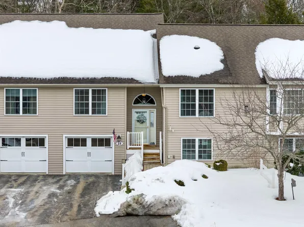 28 Linden Drive, Hampstead, NH 03826