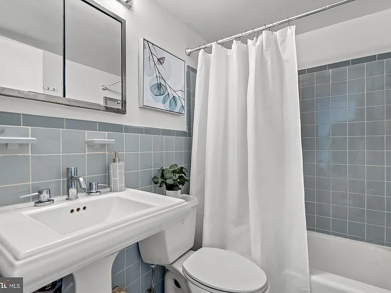 4600 Connecticut Ave NW #215 — Photo 11