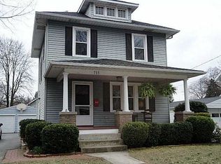 715 Wallace Ave, Bowling Green, OH 43402