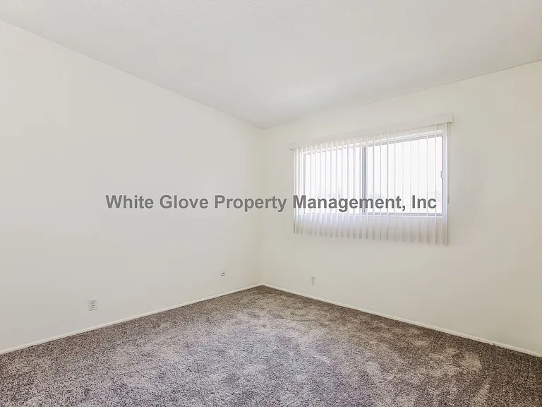 526 W. Chestnut St. — Photo 8