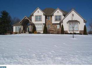 101 Blackwood Ln, Douglassville, PA 19518