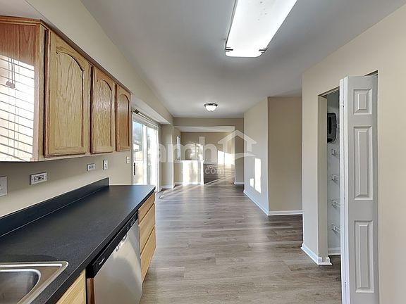 4th image of 2925 Shetland Ln