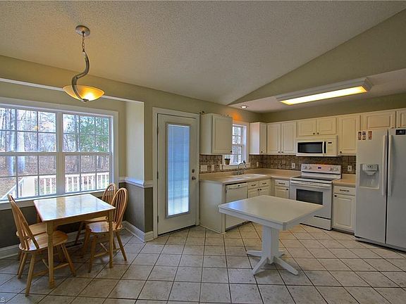 4th image of 8402 Birchdale Dr