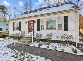 81 Main St, Riverside, RI 02915