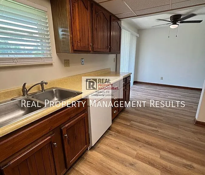 895 Claymark Way #205 — Photo 6