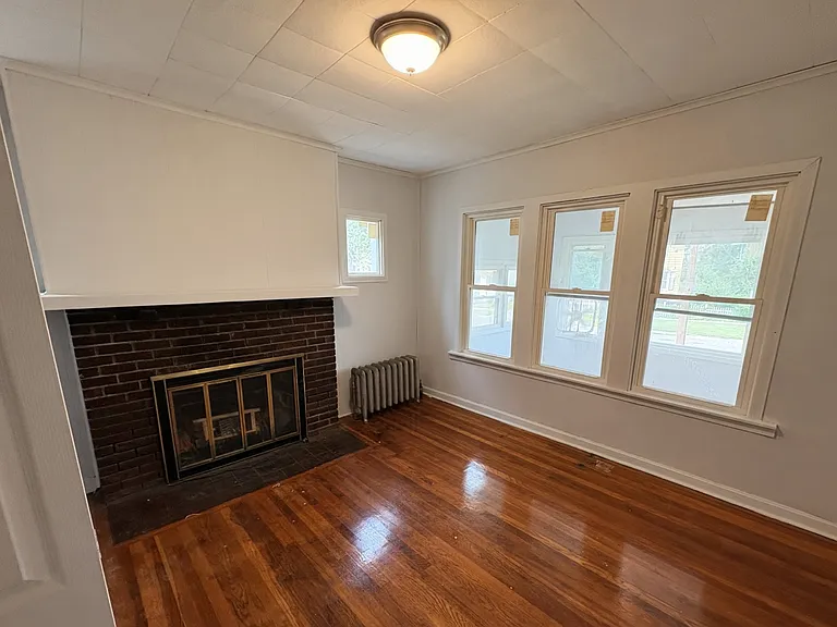 7 Glendell Ter — Photo 4