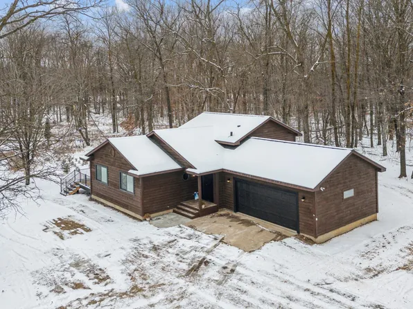 365 240th St, Osceola, WI 54020