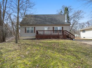 3554 Roosevelt Rd, Jackson, MI 49203