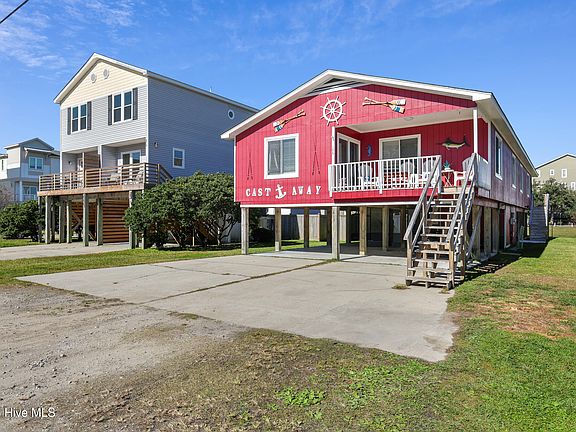 3rd image of 106 Greenville Avenue