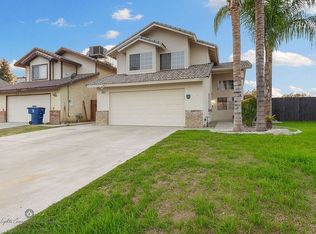 2801 Woodglen Dr, Bakersfield, CA