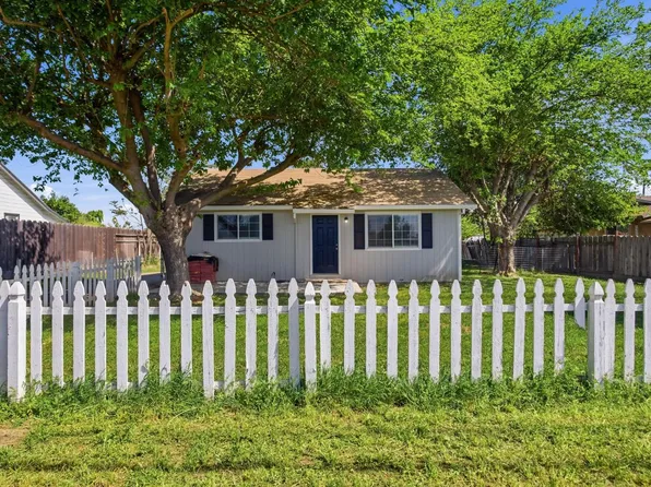 830 Montpelier Rd, Hickman, CA 95323