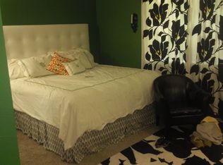 1433 Sunnytree Ln, Ballwin, MO 63021