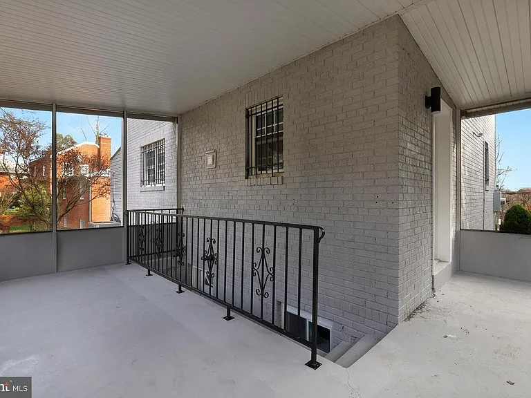 3682 Camden St SE #2 — Photo 24
