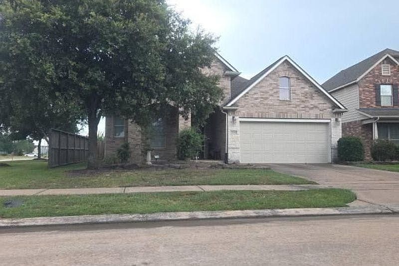 1st image of 21303 Parham Cir
