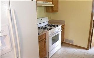 3rd image of 6073 Tall Oaks Dr