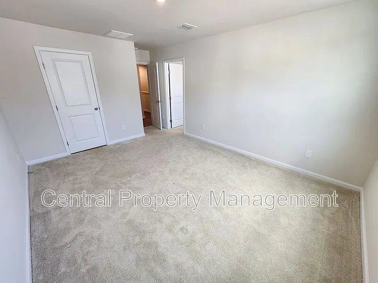 165 Sarnesfield Way — Photo 22