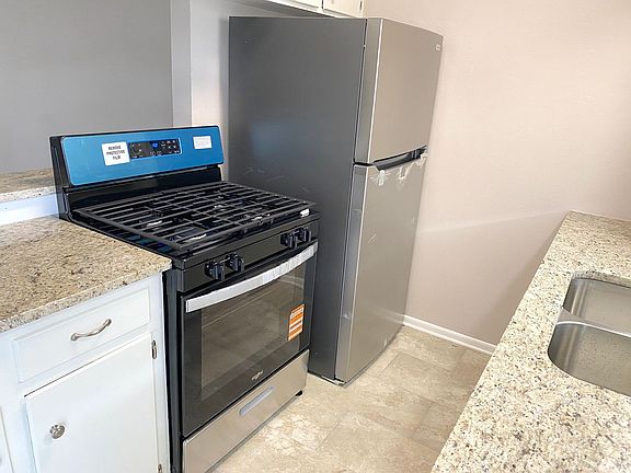 4th image of 10122 Shadow Wood Dr APT 12