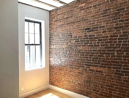 3rd image of 850 Saint Johns Pl #2R