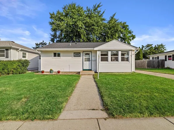 2708 Pinehurst AVENUE, Racine, WI 53403