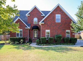 2617 Maylon Dr, Murfreesboro, TN 37128