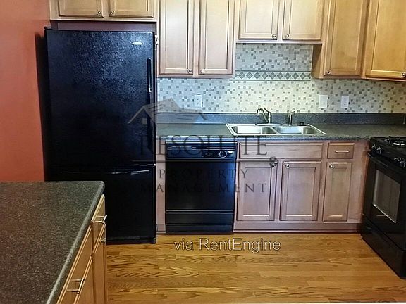 5th image of 2210 Valley Edge Dr Unit 104