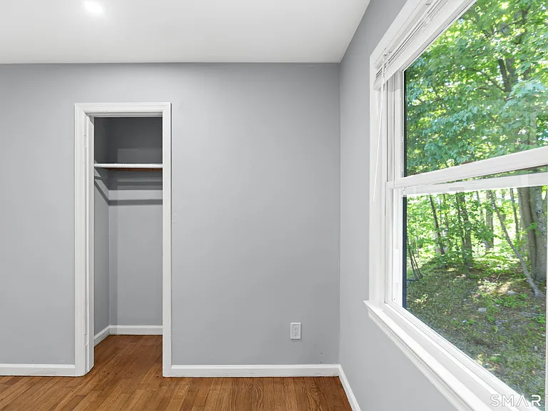 22 Irving Pl #2 — Photo 8
