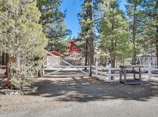 1060 Ash Ln, Big Bear City, CA 92314