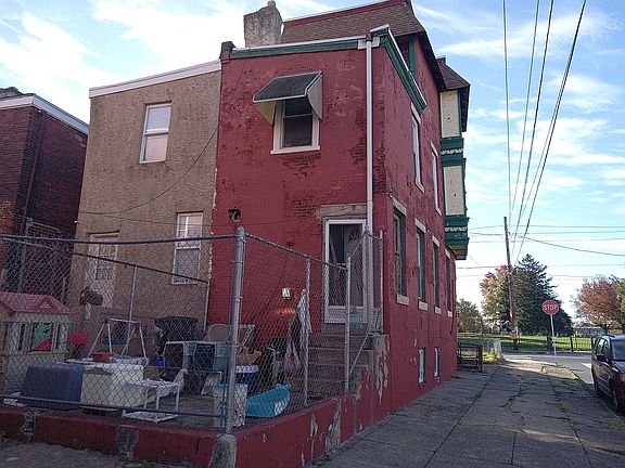 2nd image of 5031 W Girard Ave