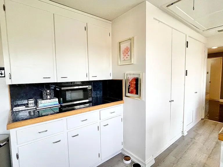 1 Virginia Ln — Photo 12