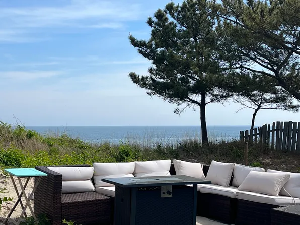 3116 E Ocean View Ave APT D, Norfolk, VA 23518