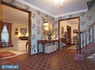 127 Glenwood Dr, Washington Crossing, PA 18977