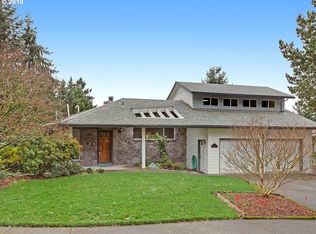 5708 SW Alfred St, Portland, OR 97219