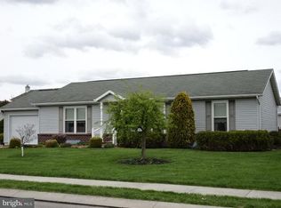 1689 Taylor Dr, Hanover, PA 17331