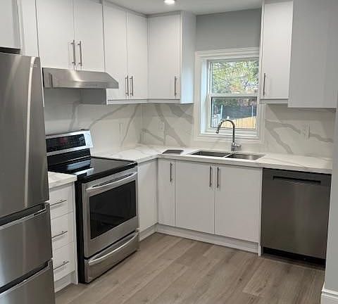 4th image of 2091 Avenue Rd