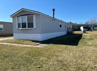 7134 Mapleview Cir E, Brown City, MI 48416